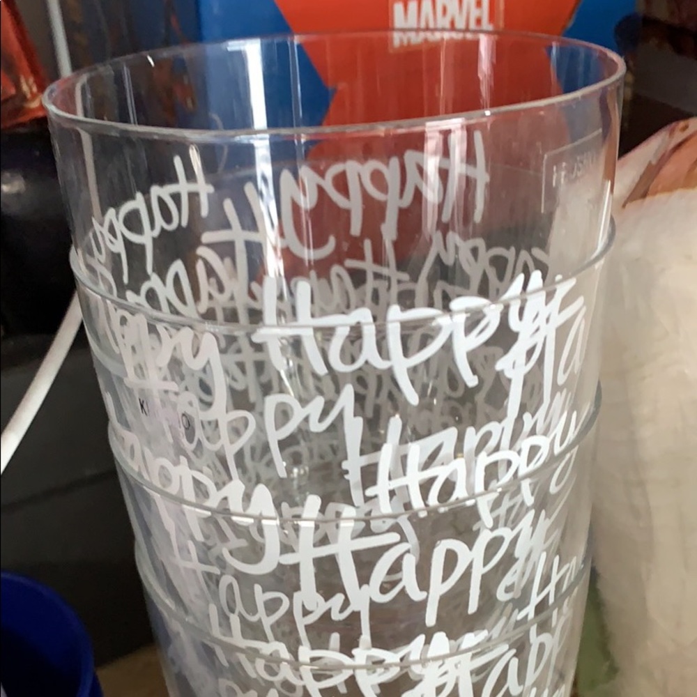 4 Happy glasses
